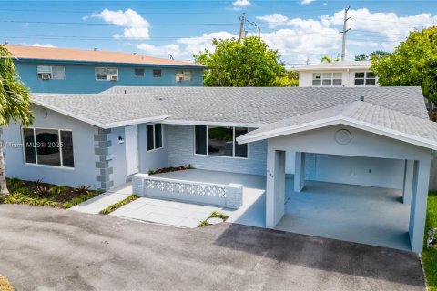 Immobilier commercial à vendre à Fort Lauderdale, Floride: 199.55 m2 № 2082328 - photo 4