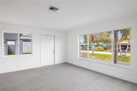Immobilier commercial à vendre à Fort Lauderdale, Floride: 199.55 m2 № 2082328 - photo 24