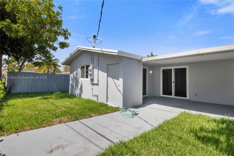 Immobilier commercial à vendre à Fort Lauderdale, Floride: 199.55 m2 № 2082328 - photo 23