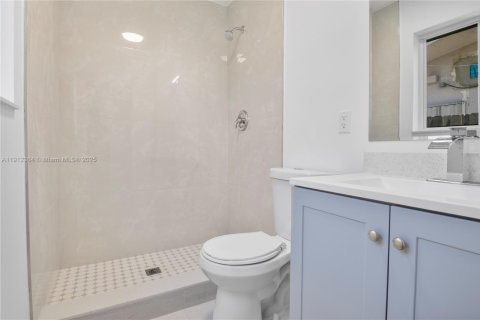 Immobilier commercial à vendre à Fort Lauderdale, Floride: 199.55 m2 № 2082328 - photo 15
