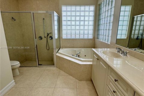 House in Plantation, Florida 4 bedrooms, 244.52 sq.m. № 2389858 - photo 9