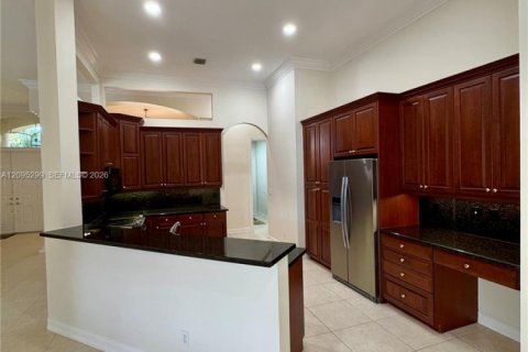 House in Plantation, Florida 4 bedrooms, 244.52 sq.m. № 2389858 - photo 23