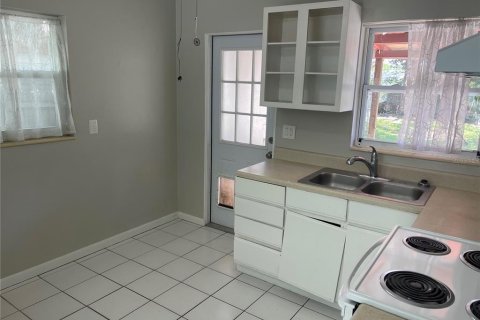 Casa en venta en Saint Petersburg, Florida, 2 dormitorios, 82.5 m2 № 1782751 - foto 6