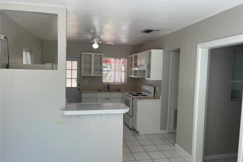 Casa en venta en Saint Petersburg, Florida, 2 dormitorios, 82.5 m2 № 1782751 - foto 10