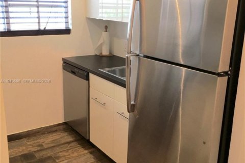 Снять в аренду кондоминиум в Майами-Бич, Флорида 1 спальня, 66.8м2, № 2005386 - фото 7