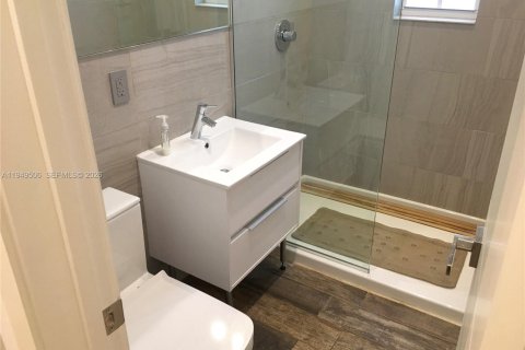 Снять в аренду кондоминиум в Майами-Бич, Флорида 1 спальня, 66.8м2, № 2005386 - фото 10