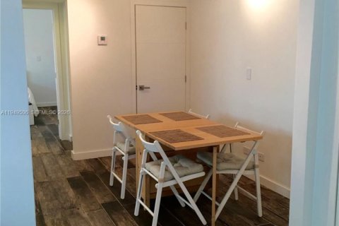 Снять в аренду кондоминиум в Майами-Бич, Флорида 1 спальня, 66.8м2, № 2005386 - фото 6