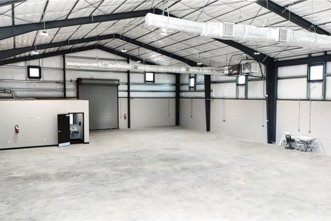 Propiedad comercial en alquiler en Palmetto, Florida № 1529036 - foto 19