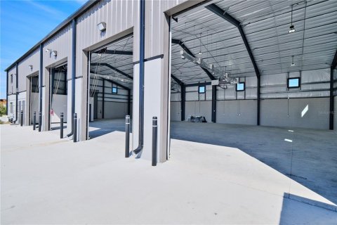 Propiedad comercial en alquiler en Palmetto, Florida № 1529036 - foto 7
