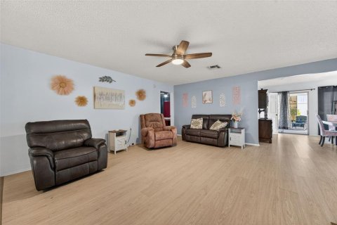Villa ou maison à vendre à Port Richey, Floride: 3 chambres, 159.61 m2 № 1906521 - photo 10