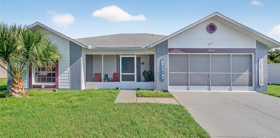 Villa ou maison à Port Richey, Floride 3 chambres, 159.61 m2 № 1906521
