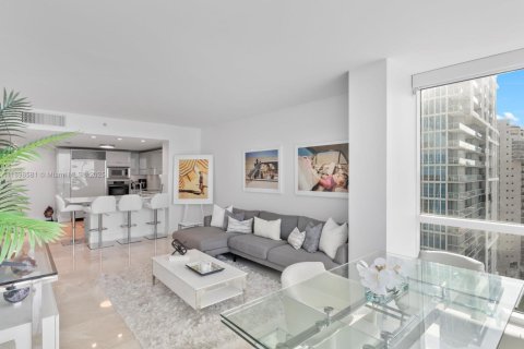 Condo in Miami Beach, Florida, 2 bedrooms  № 1950087 - photo 14