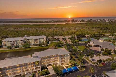 Condo in Placida, Florida, 2 bedrooms  № 2234380