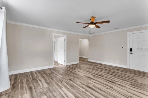 Apartamento en alquiler en Saint Petersburg, Florida, 2 dormitorios, 78.97 m2 № 1886791 - foto 3