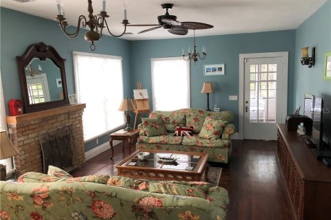 House in Bradenton, Florida 2 bedrooms, 123.47 sq.m. № 925691 - photo 4