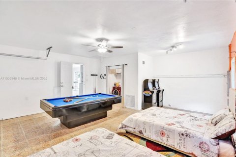 Снять в аренду виллу или дом в Майами-Гарденс, Флорида 4 спальни, 152.82м2, № 1956955 - фото 15