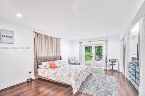 Снять в аренду виллу или дом в Майами-Гарденс, Флорида 4 спальни, 152.82м2, № 1956955 - фото 9