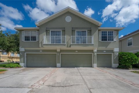 Townhouse in Wesley Chapel, Florida 2 bedrooms, 109.25 sq.m. № 1882757 - photo 1