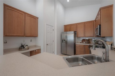 Townhouse in Wesley Chapel, Florida 2 bedrooms, 109.25 sq.m. № 1882757 - photo 8