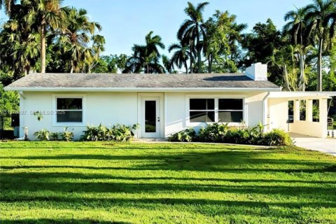House in Fort Myers, Florida 3 bedrooms № 2146045 - photo 10