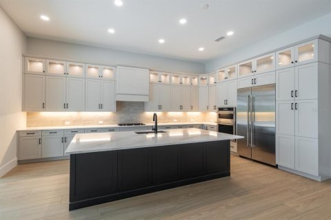 Villa ou maison à vendre à Sarasota, Floride: 4 chambres, 261.8 m2 № 2120967 - photo 2