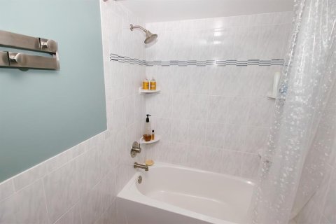 Copropriété à vendre à Largo, Floride: 2 chambres, 91.51 m2 № 1735539 - photo 14