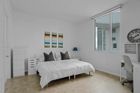 Copropriété à vendre à Miami, Floride: 2 chambres, 111.48 m2 № 2012138 - photo 14