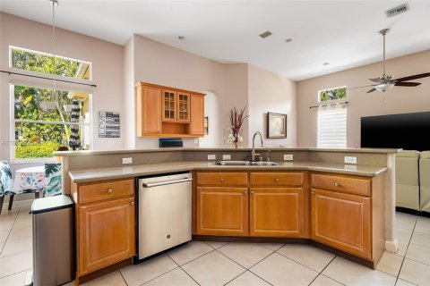 Villa ou maison à vendre à Coral Springs, Floride: 4 chambres, 251.02 m2 № 2053138 - photo 18