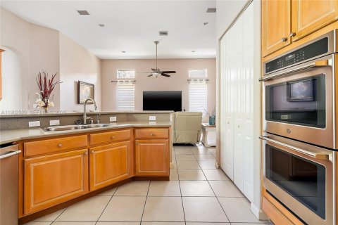 Villa ou maison à vendre à Coral Springs, Floride: 4 chambres, 251.02 m2 № 2053138 - photo 20