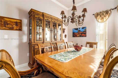 Villa ou maison à vendre à Coral Springs, Floride: 4 chambres, 251.02 m2 № 2053138 - photo 11