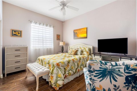 Villa ou maison à vendre à Coral Springs, Floride: 4 chambres, 251.02 m2 № 2053138 - photo 23