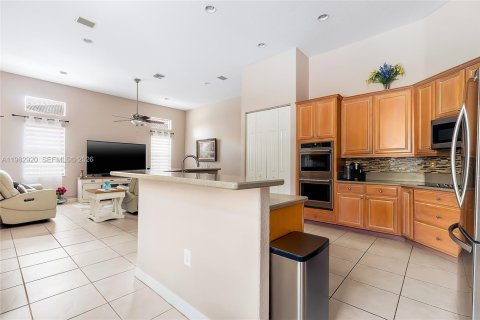 Villa ou maison à vendre à Coral Springs, Floride: 4 chambres, 251.02 m2 № 2053138 - photo 22