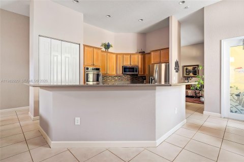 Villa ou maison à vendre à Coral Springs, Floride: 4 chambres, 251.02 m2 № 2053138 - photo 16