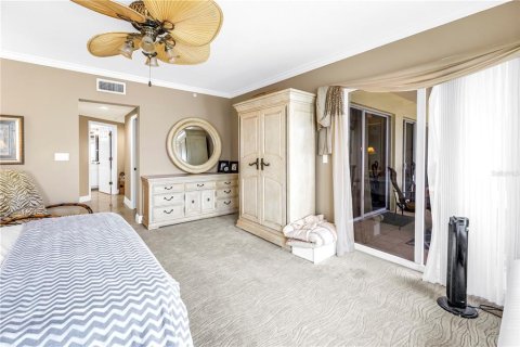 Condominio en venta en North Redington Beach, Florida, 3 dormitorios, 206.89 m2 № 2117752 - foto 18
