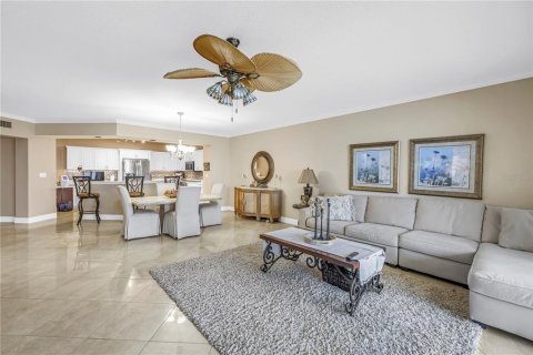 Condominio en venta en North Redington Beach, Florida, 3 dormitorios, 206.89 m2 № 2117752 - foto 13