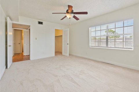 Condo in Winter Park, Florida, 1 bedroom  № 1847421 - photo 12