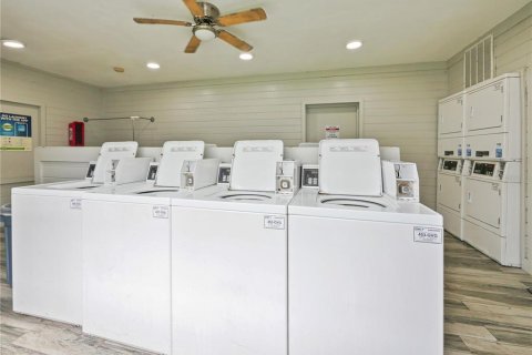 Condo in Winter Park, Florida, 1 bedroom  № 1847421 - photo 16