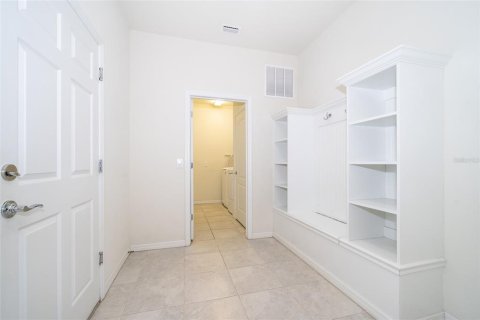 Villa ou maison à vendre à Kissimmee, Floride: 8 chambres, 375.42 m2 № 2321340 - photo 8