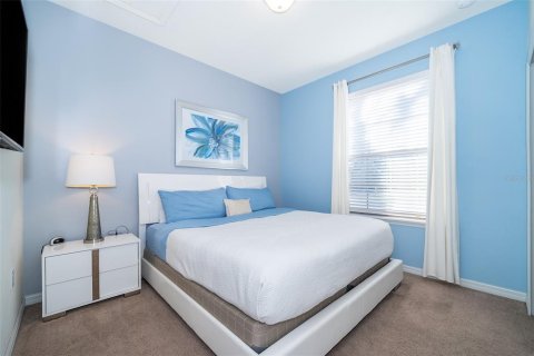 Villa ou maison à vendre à Kissimmee, Floride: 8 chambres, 375.42 m2 № 2321340 - photo 6