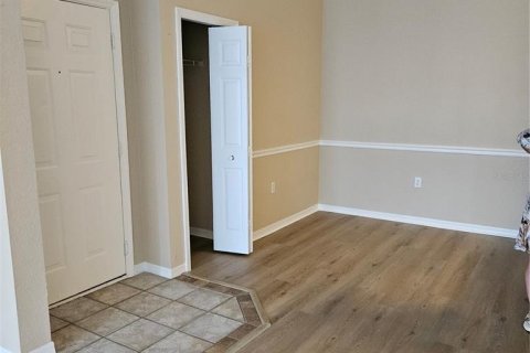 Condominio en alquiler en Sarasota, Florida, 2 dormitorios, 103.68 m2 № 1909709 - foto 9