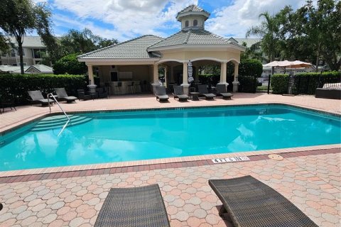 Condominio en alquiler en Sarasota, Florida, 2 dormitorios, 103.68 m2 № 1909709 - foto 23