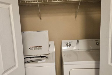 Condominio en alquiler en Sarasota, Florida, 2 dormitorios, 103.68 m2 № 1909709 - foto 15