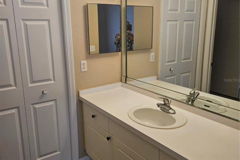 Condominio en alquiler en Sarasota, Florida, 2 dormitorios, 103.68 m2 № 1909709 - foto 14