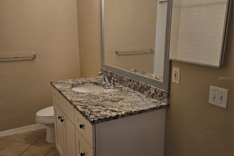 Condominio en alquiler en Sarasota, Florida, 2 dormitorios, 103.68 m2 № 1909709 - foto 13