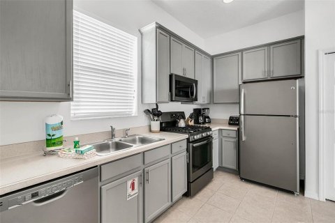 Villa ou maison à vendre à Kissimmee, Floride: 3 chambres, 154.87 m2 № 2408555 - photo 8