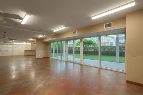 Immobilier commercial à vendre à Miami, Floride № 1954250 - photo 5