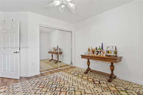 Condo in Tamarac, Florida, 2 bedrooms  № 1867750 - photo 12