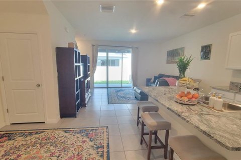 Adosado en alquiler en Wesley Chapel, Florida, 3 dormitorios, 155.43 m2 № 1608791 - foto 2