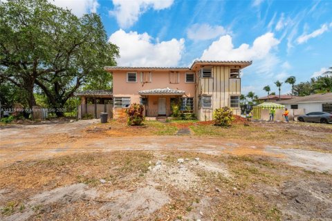 Villa ou maison à vendre à Miami, Floride: 5 chambres, 403.75 m2 № 2054465 - photo 27