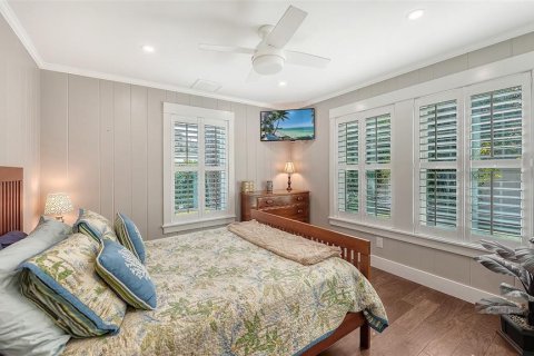 House in Sarasota, Florida 3 bedrooms, 250.84 sq.m. № 2313259 - photo 25